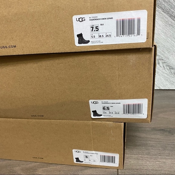 UGG | Adirondack III Snow Leopard Boots Black NEW - Picture 11 of 13